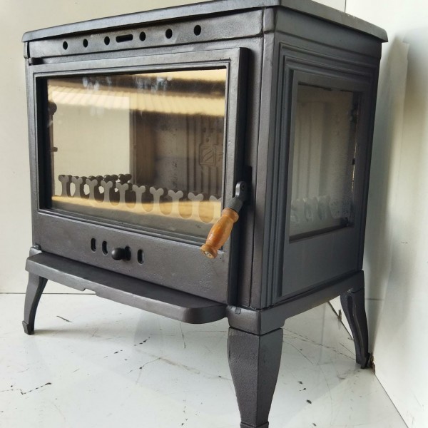 Yüksek Verimli Döküm Odun & Kömür Sobası - Retro Lux, Çift Yanmalı Sistem