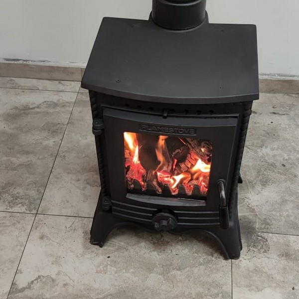 Minör Yüksek Mukavemetli Pik Döküm Soba | Yüksek Verimli Odun & Kömür Sobası, Schott Robax Camlı, 50 m2 Isıtma