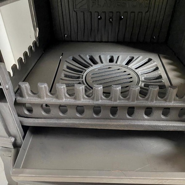 Sirius Maxi Yan Kapaklı Fırınlı 3 Camlı Döküm Soba | Yüksek Verimli Odun & Kömür Sobası, Schott Robax Camlı, Çift Yanmalı, 18.21 kW